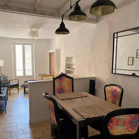Le Clos Etoile, Centre-ville Historique Apartment *
