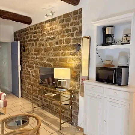 Le Clos Etoile, Centre-ville Historique Apartment *